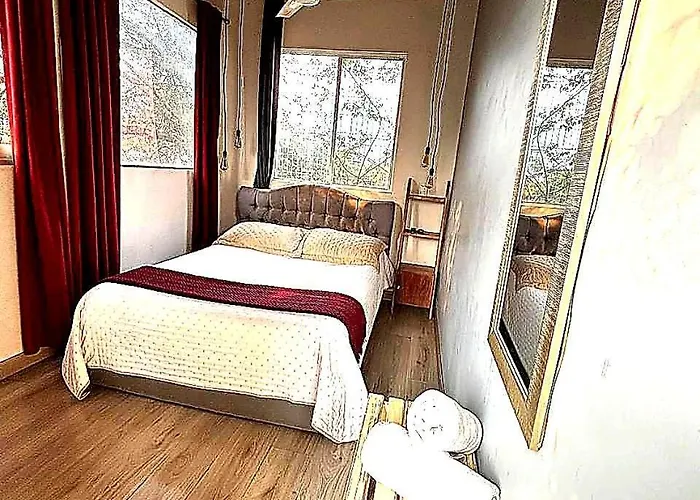 Habitación En Condesa Morada Luna 3 Habitación en casa particular *
